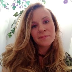 Meet your Posher, Kaitlyn